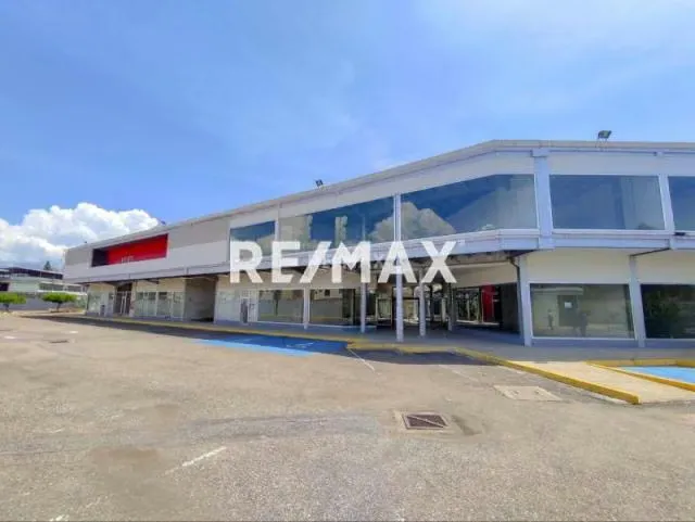 VENTA Local Comercial. 74m2 en Obra Gris C.C. Prisma, Ciudad Alianza – EDO. Carabobo. - 2
