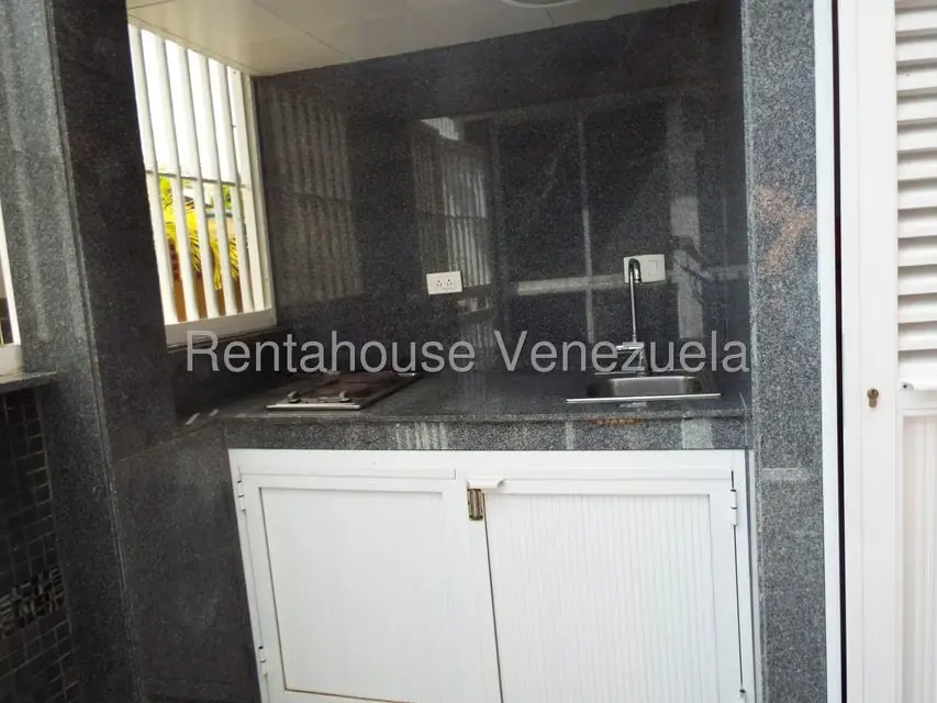 Apartamento (1 Nivel) en Alquiler en La Costanera, Miranda - 18
