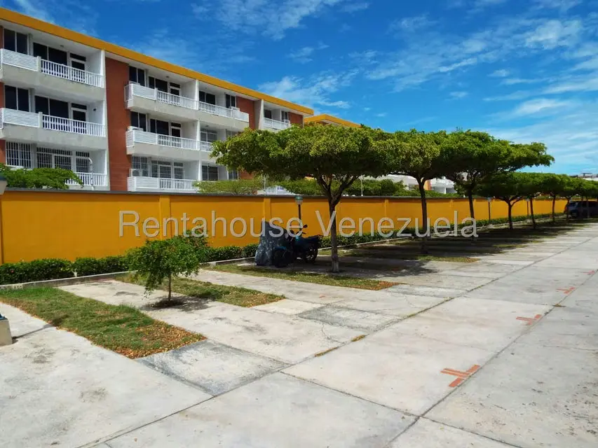 Apartamento (1 Nivel) en Alquiler en La Costanera, Miranda - 27