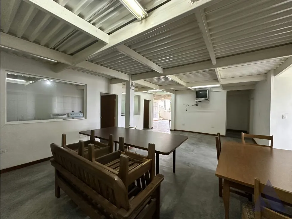 Vendo edificio residencial 750m2 Oripoto 0784 - 11