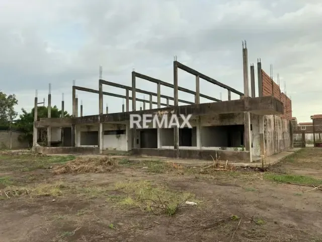 Gigante Industrial en Venta! Multipropiedad de 15.305 m² con Oficinas Corporativas – Ciudad Ojeda