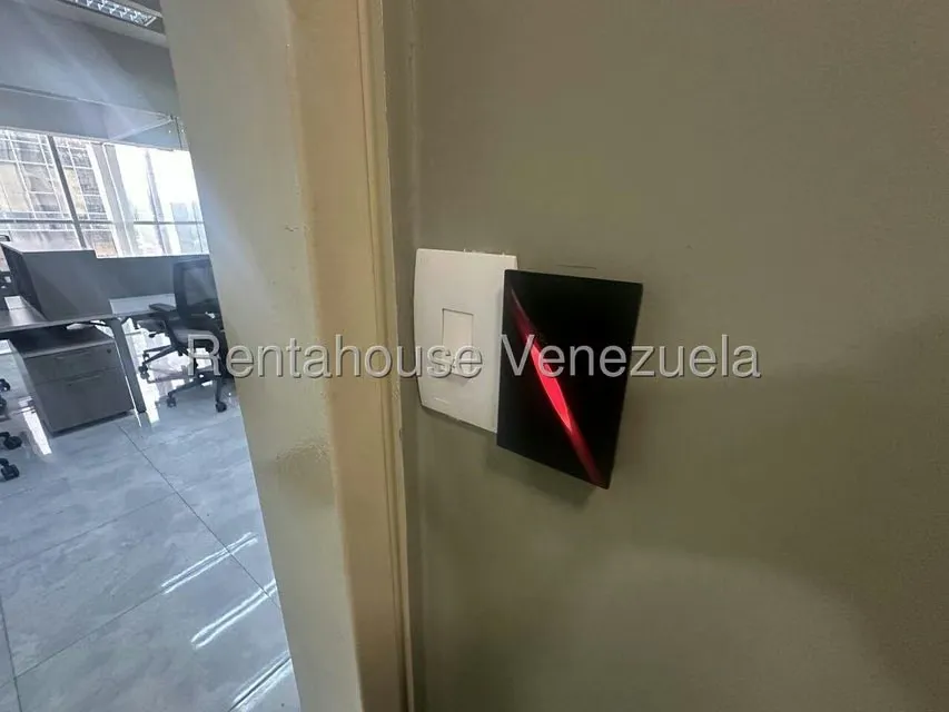 Oficina en Venta en Santa Paula, Distrito Metropolitano - 21