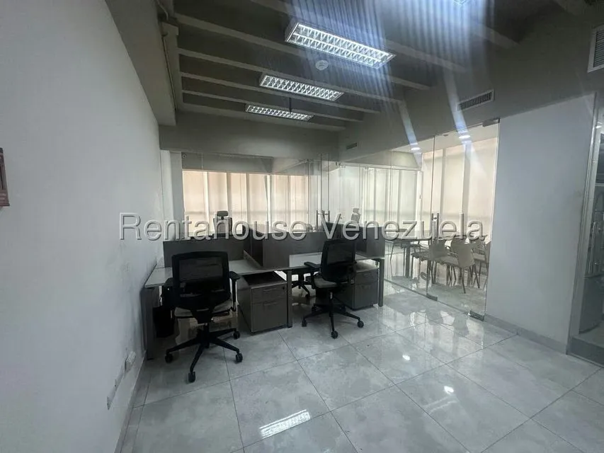 Oficina en Venta en Santa Paula, Distrito Metropolitano - 5