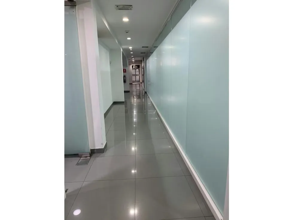 VENTA DE GALPON UBICADO EN BOLEITA SUR - 11