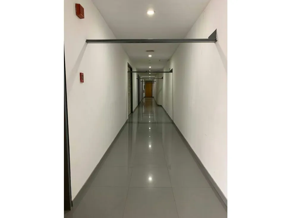 VENTA DE GALPON UBICADO EN BOLEITA SUR - 13