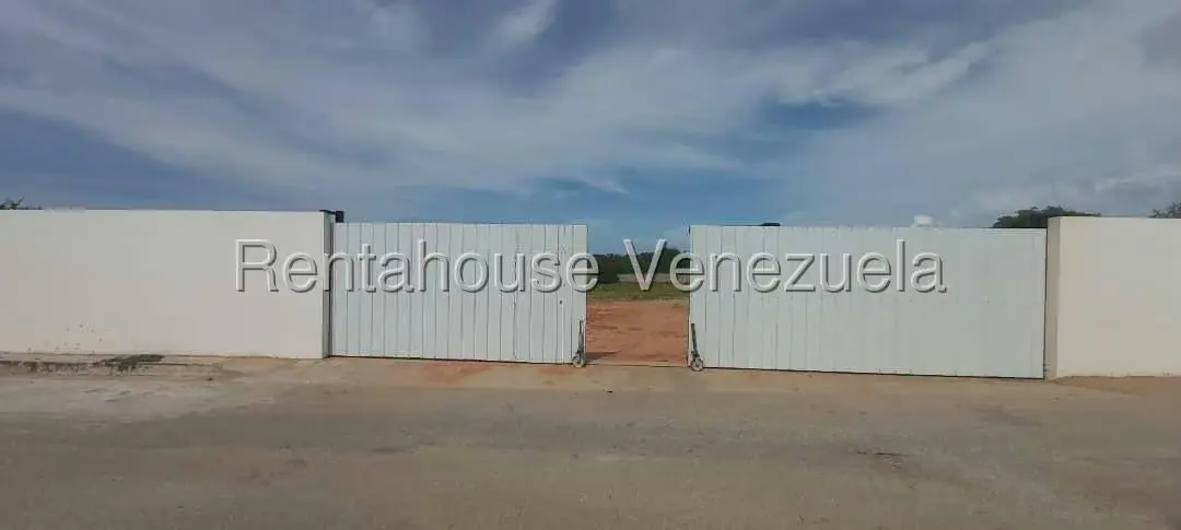 Terreno (Comercial) en Venta en Maneiro, Nueva Esparta
