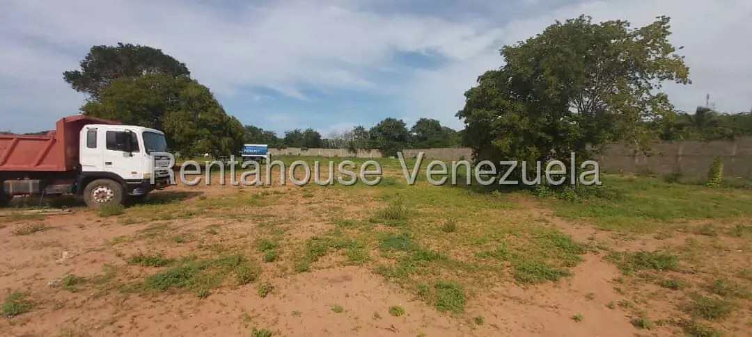 Terreno (Comercial) en Venta en Maneiro, Nueva Esparta - 12