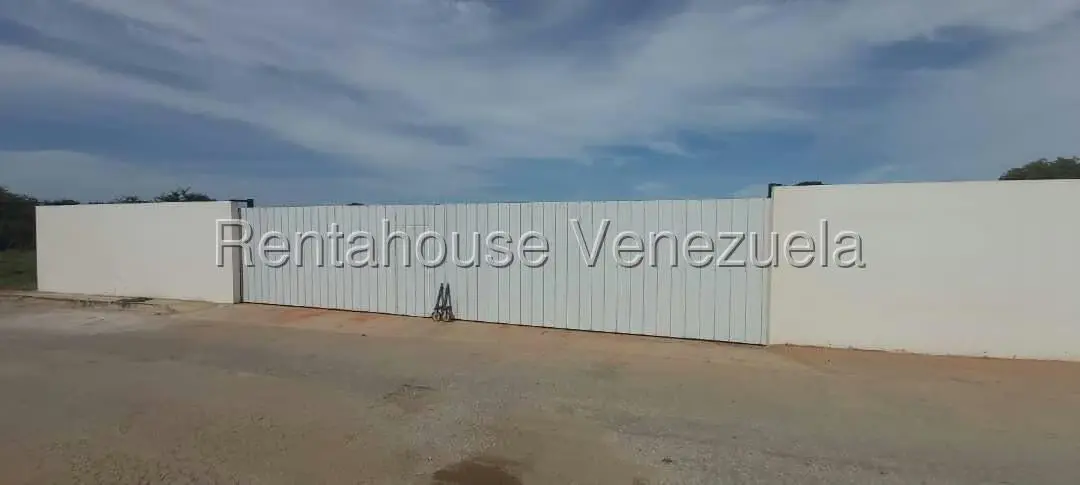 Terreno (Comercial) en Venta en Maneiro, Nueva Esparta - 3