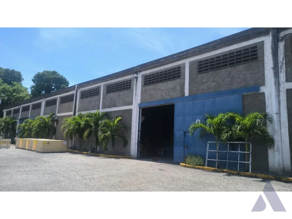 Vendo 1 galpones 302m2 Guatire 3274 - 10