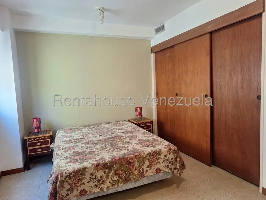 Apartamento (1 Nivel) en Alquiler en Av Diego Bautista Urbaneja, Anzoategui - 2