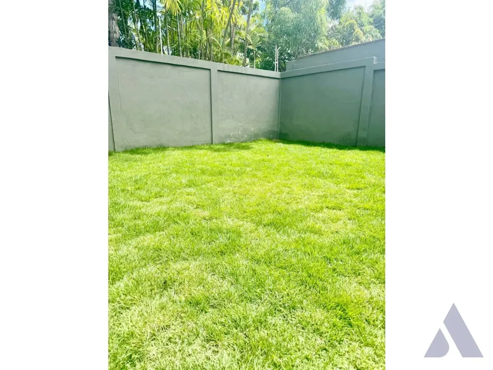 Se vende casa en calle cerrada 351m2 Caurimare 2547 - 6