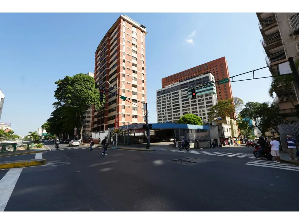 Se vende galpón 220m2 Sabana Grande 1444 - 4