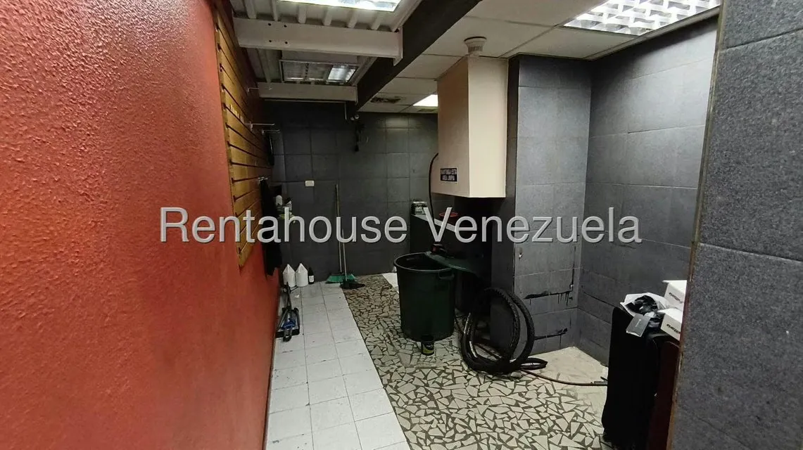 Local Comercial en Venta en Macaracuay, Distrito Metropolitano - 14