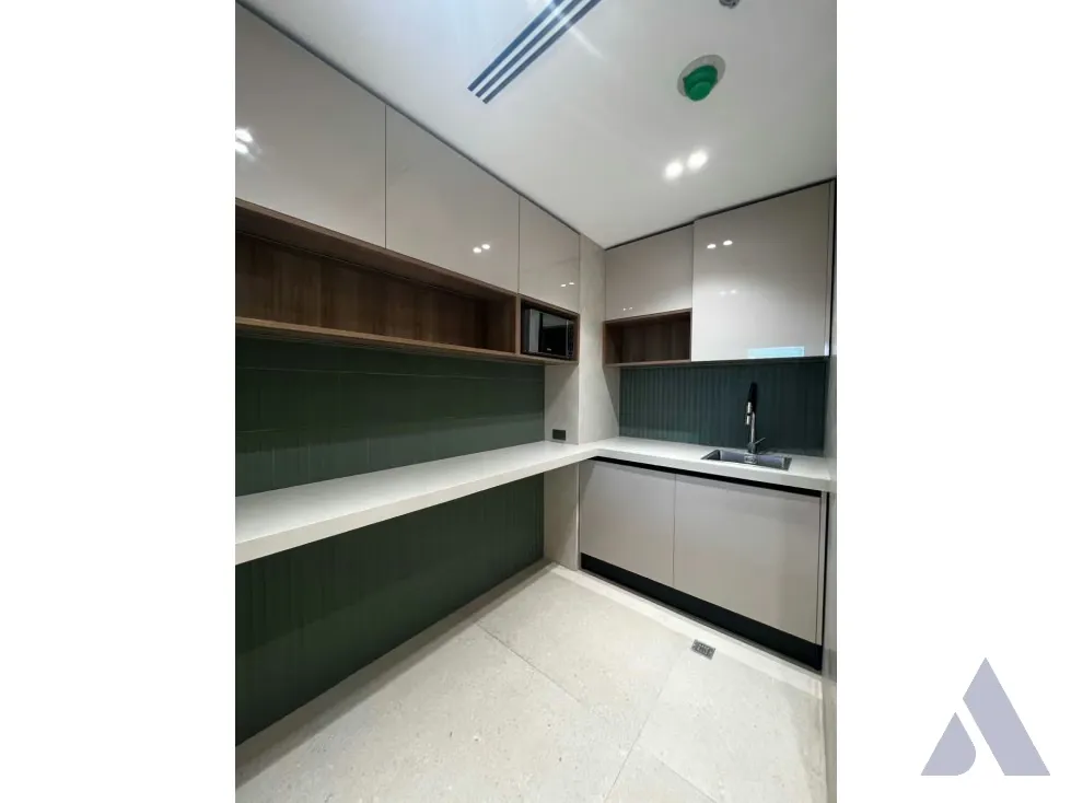 Vendo oficina 60m2 Las Mercedes 0190 - 5