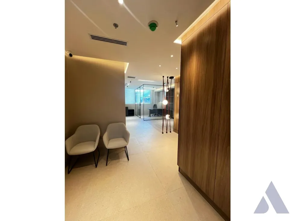 Vendo oficina 60m2 Las Mercedes 0190 - 7