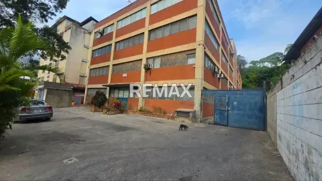 En venta Edificio Industrial