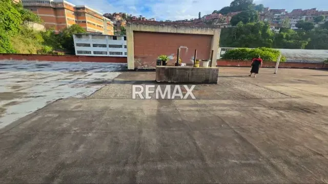 En venta Edificio Industrial - 8