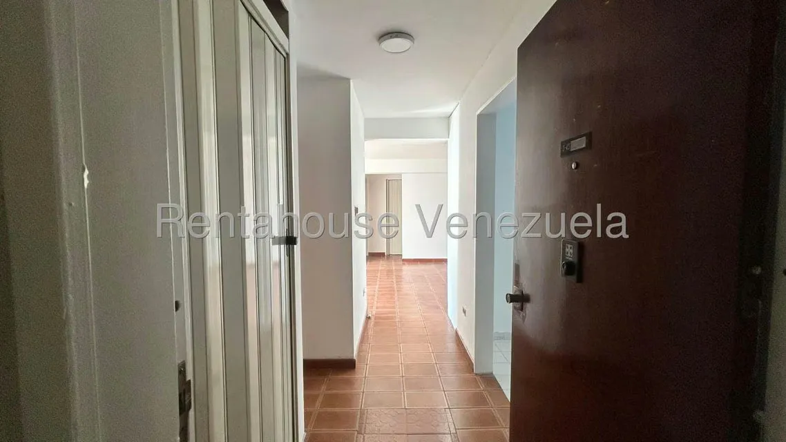 Apartamento (1 Nivel) en Venta en El Cafetal, Distrito Metropolitano - 4