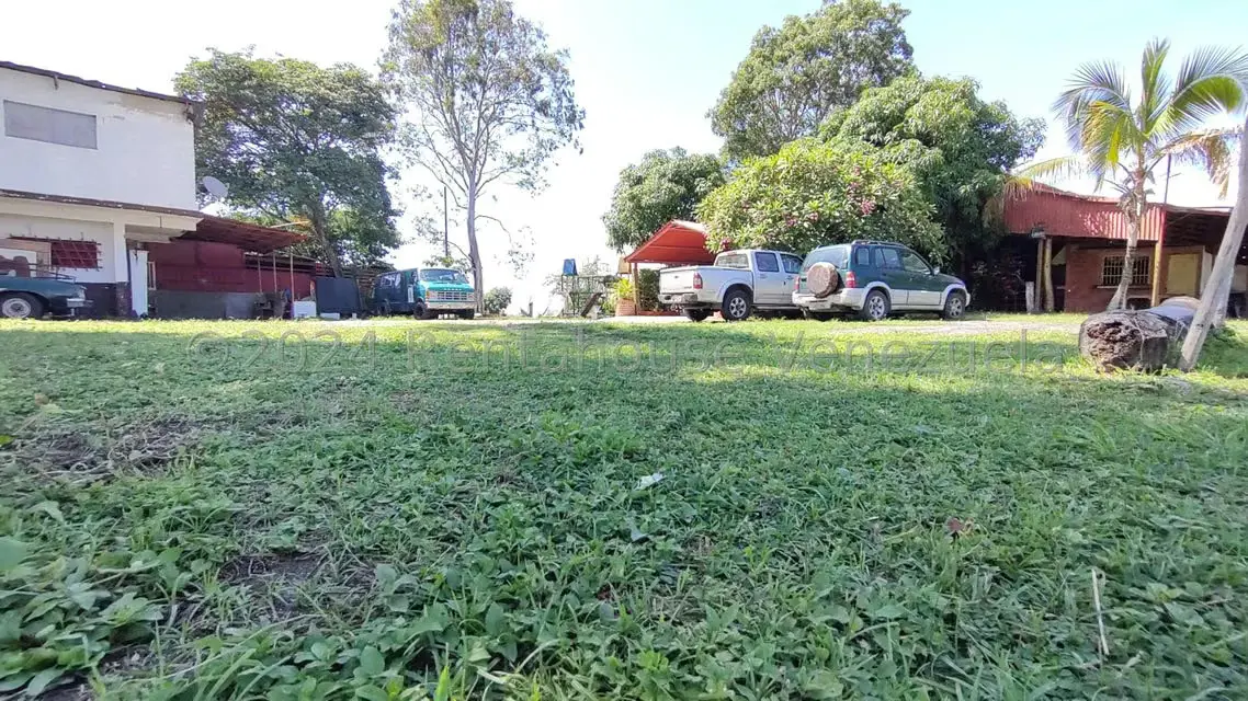Terreno (Comercial) en Venta en Municipio Guaicaipuro, Miranda - 3