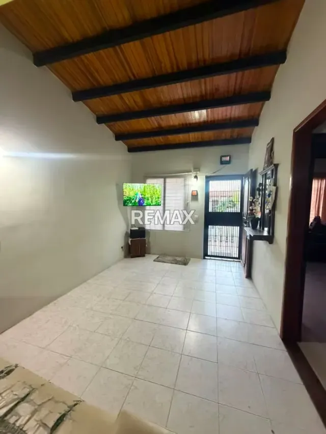 En Venta Casa en Urbanizacion Roca Terra Cabudare - 3