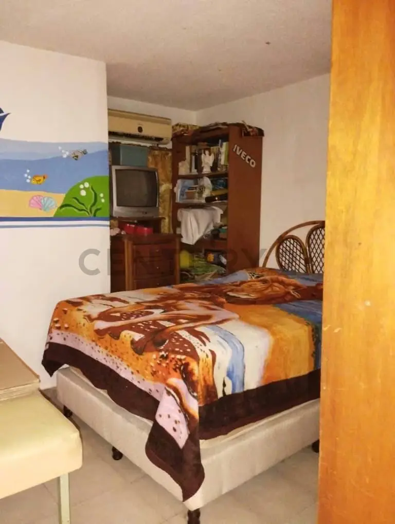 EN VENTA LINDA Y ACOGEDORA CASA EN URBANIZACION LAS QUINTAS DE NAGUANAGUA - 3