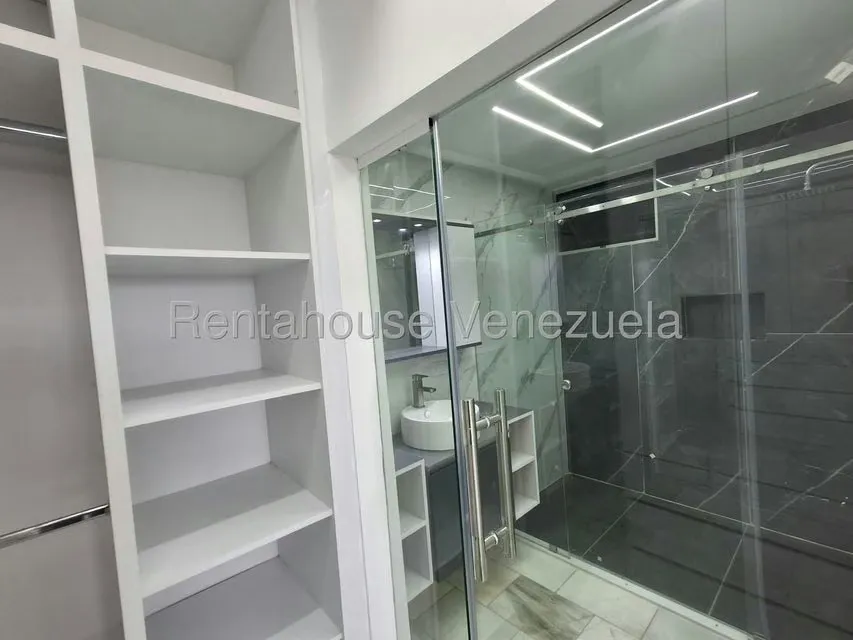 Apartamento (1 Nivel) en Venta en Zona Este, Lara - 14