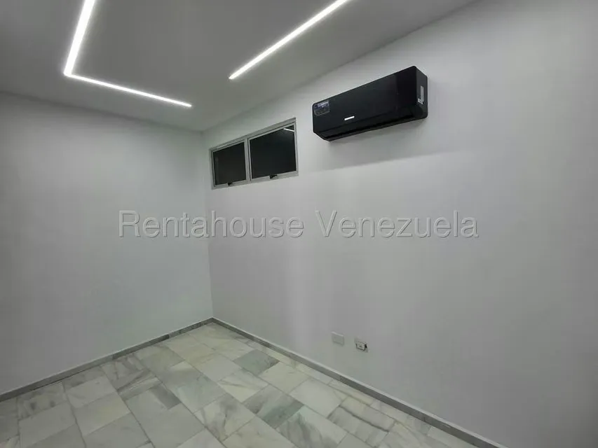 Apartamento (1 Nivel) en Venta en Zona Este, Lara - 25