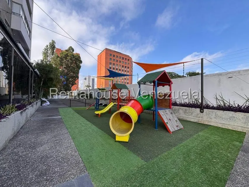 Apartamento (1 Nivel) en Venta en Zona Este, Lara - 28