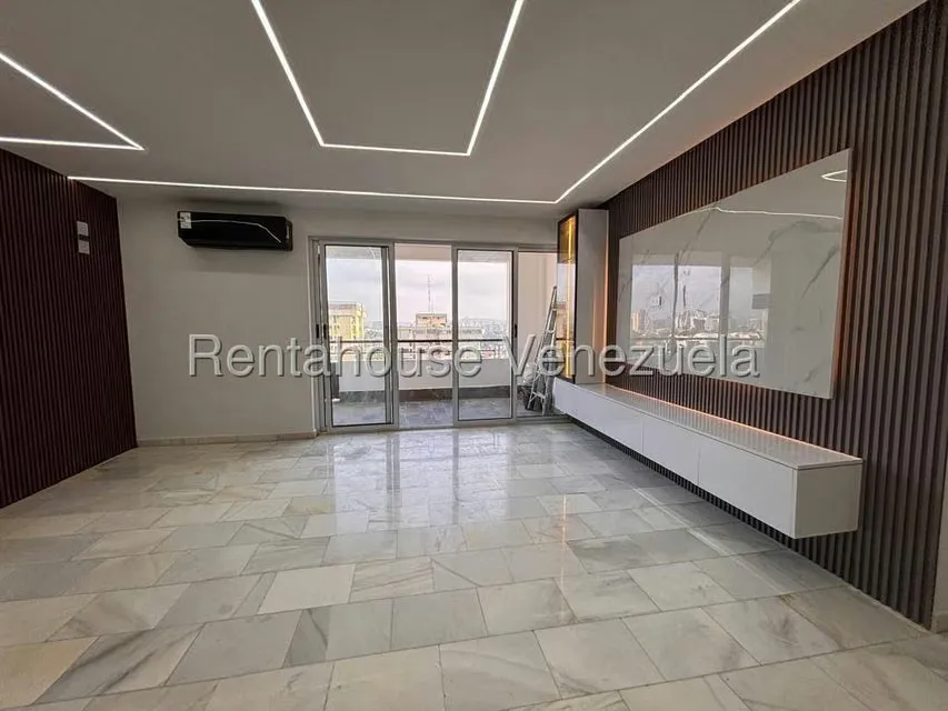 Apartamento (1 Nivel) en Venta en Zona Este, Lara - 39