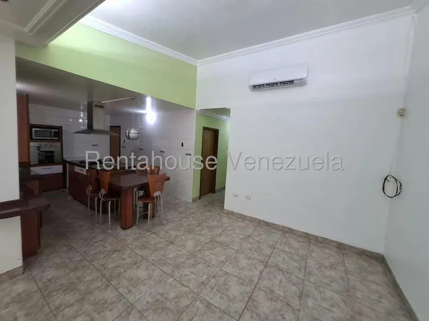 Casa (1 Nivel) en Alquiler en Centro, Falcon - 5