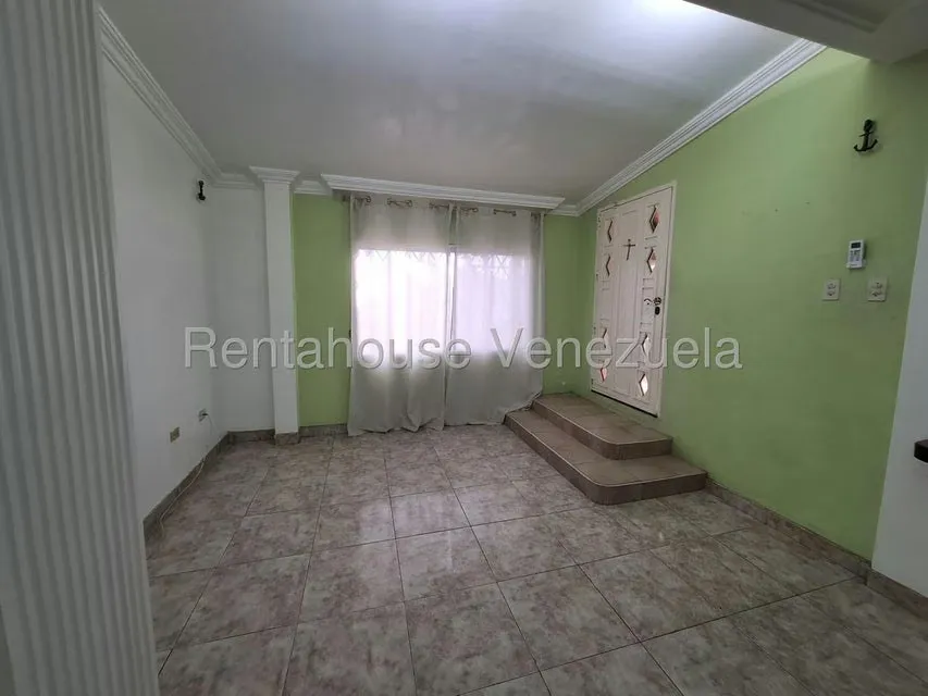 Casa (1 Nivel) en Alquiler en Centro, Falcon - 6