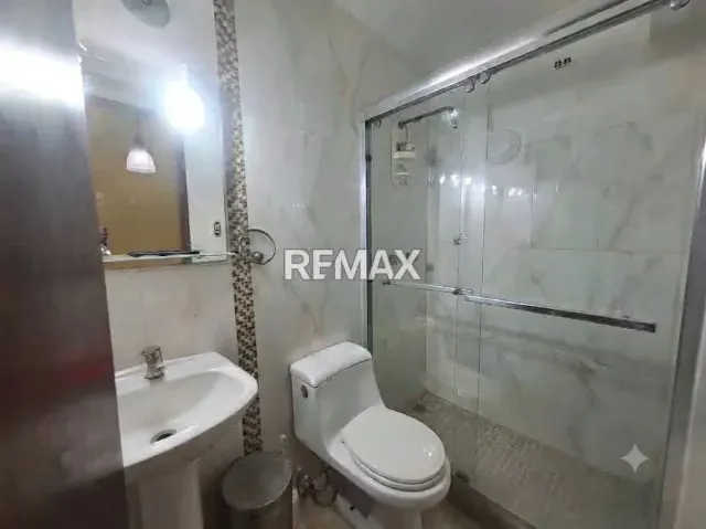 APARTAMENTO EN ALQUILER – EDIFICIO RESIDENCIAS PALMERA - 12