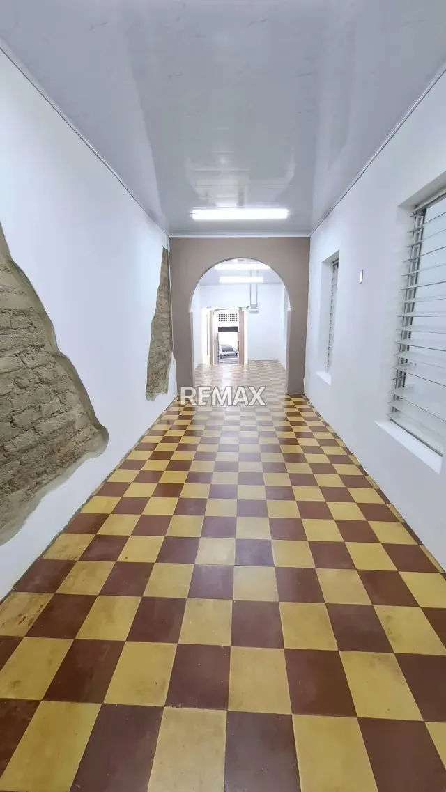 LOCAL COMERCIAL EN ALQUILER EN BARRIO OBRERO CALLE 15 - 8