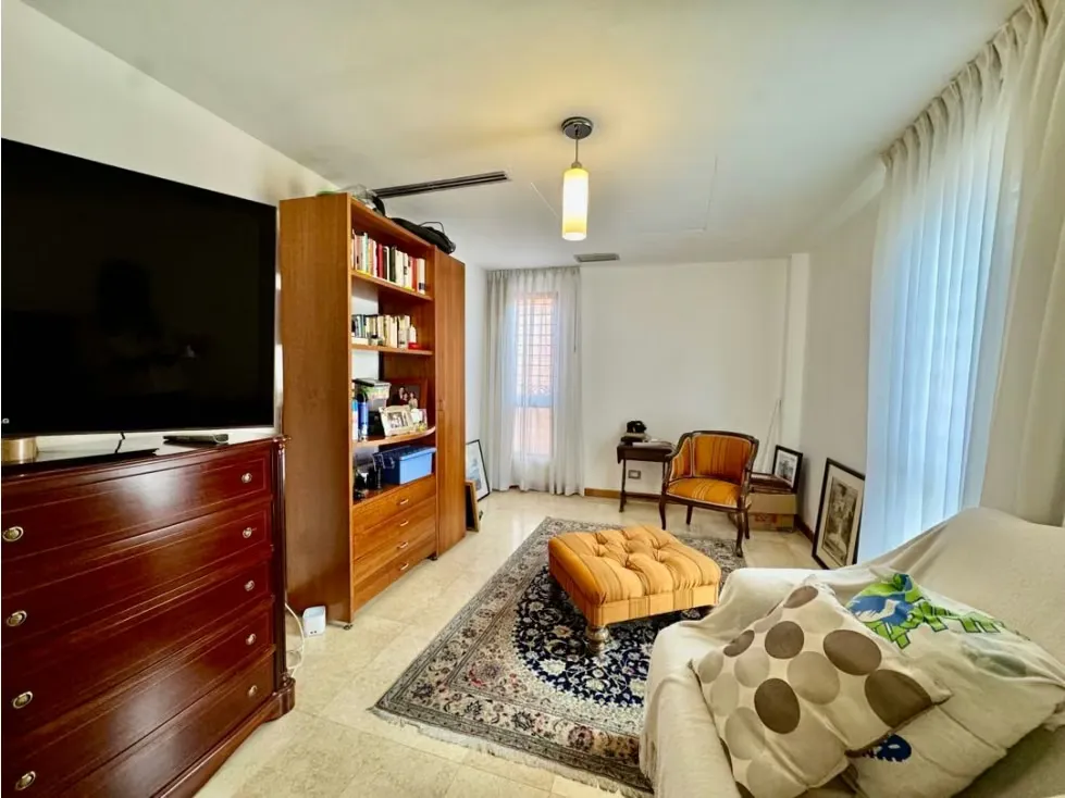 Se vende/alquila apto 386m2+70m2 ter 4h+est/5b/2p Naranjos de las M - 21