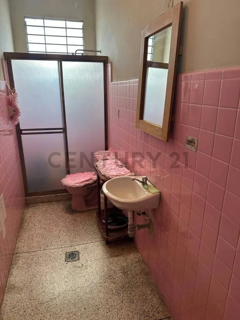 Edificio de Apartamento y Local Comercial en Maracaibo - 13