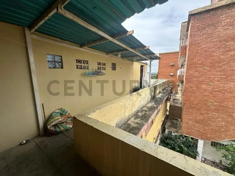 Edificio de Apartamento y Local Comercial en Maracaibo - 10
