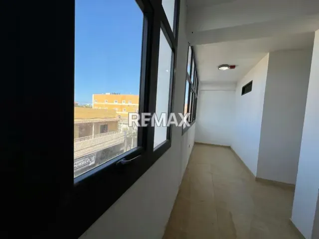 Edificio comercial en Aquiler - 3