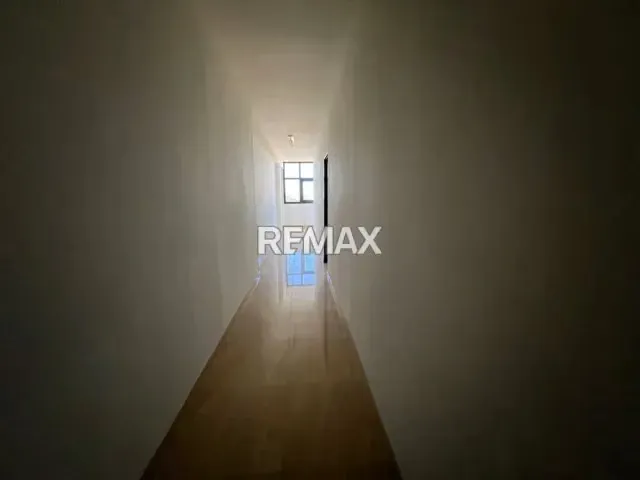 Edificio comercial en Aquiler - 4