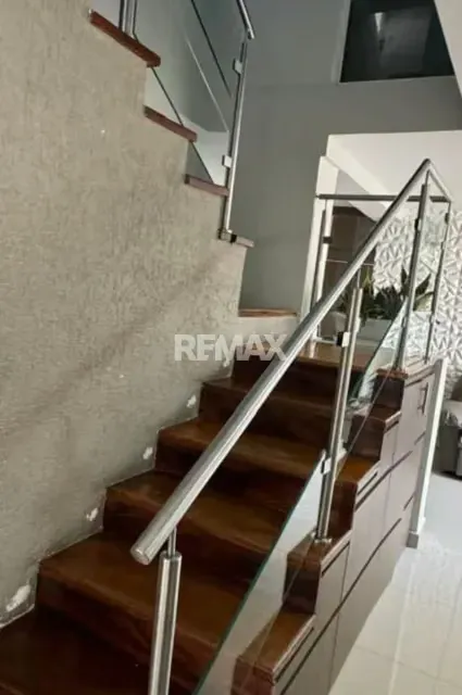 ¿ Buscas una casa moderna y amplia en Cabudare ? Urbanización Villa Esmeralda - 3