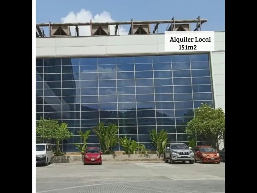 Alquilo local comercial 151m2 La Urbina 5895