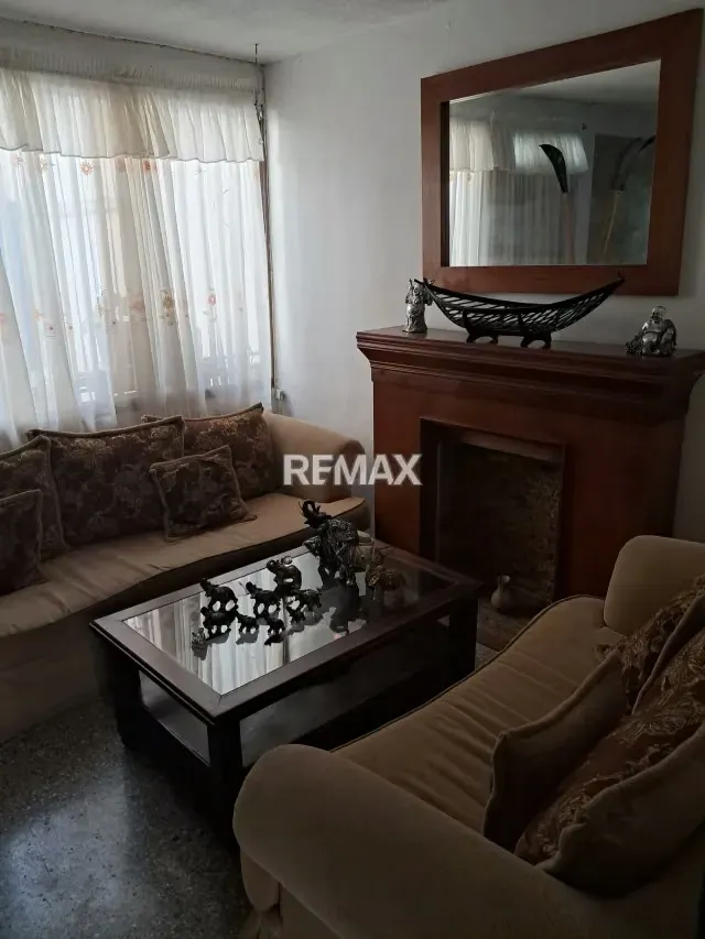 Casa en Venta Oropeza Castillo, Zona 2