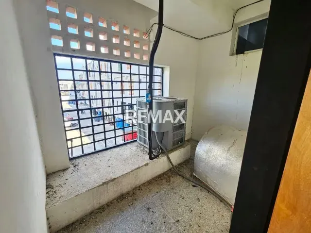 Local en venta C.C Ciudad Jardín San Jacinto - 8