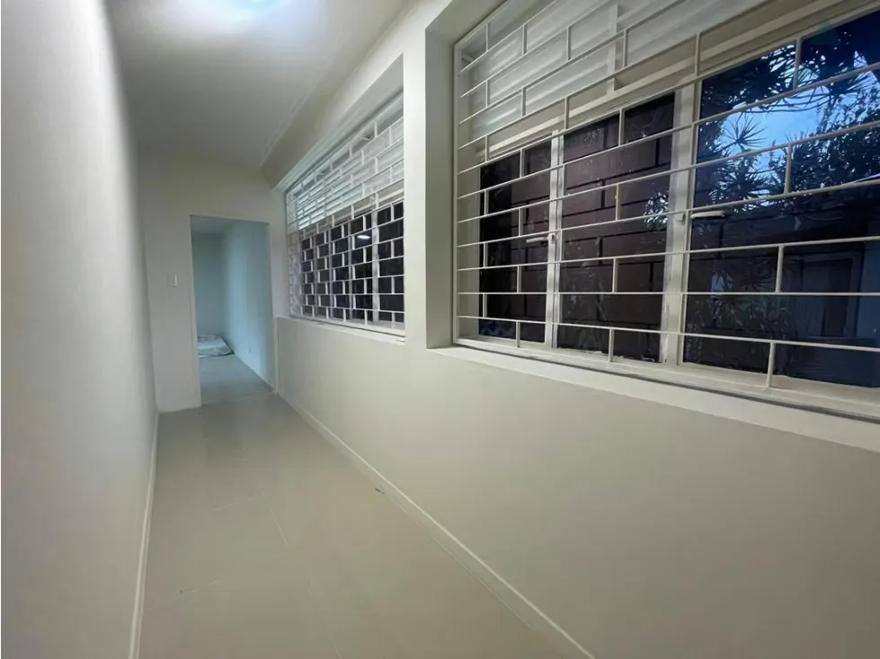 Se alquila anexo 400m² 3h/3b/2p Altamira - 14