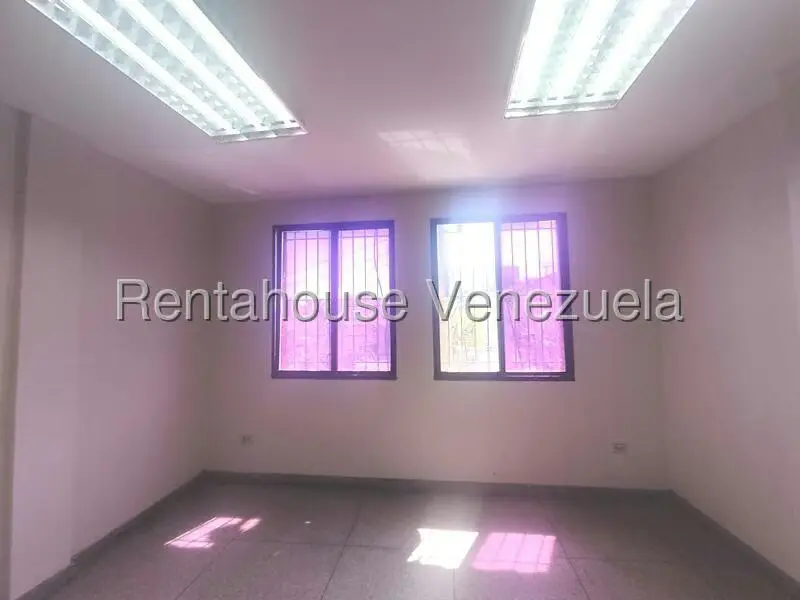 Oficina en Alquiler en Zona Colonial, Carabobo - 3