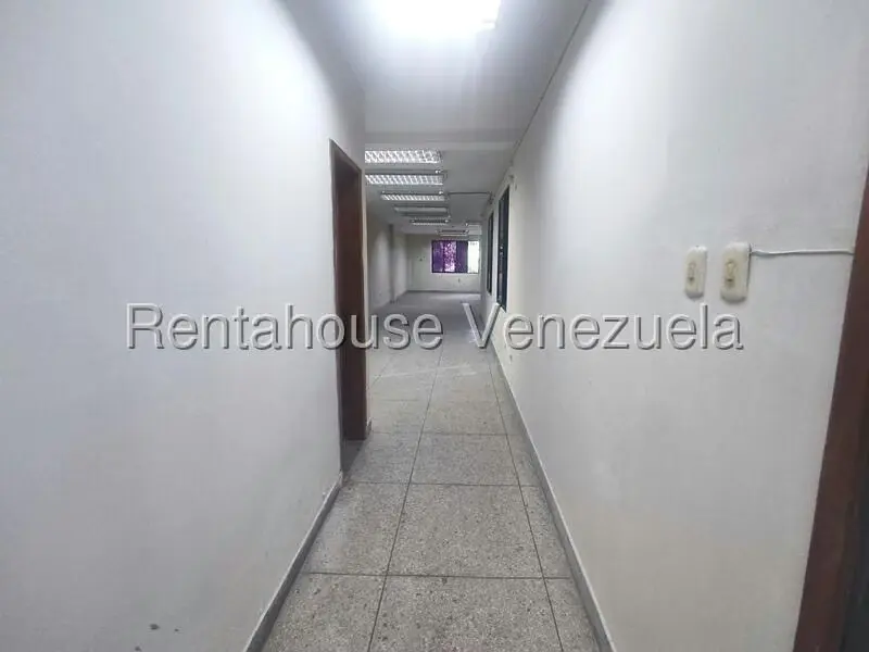 Oficina en Alquiler en Zona Colonial, Carabobo - 6