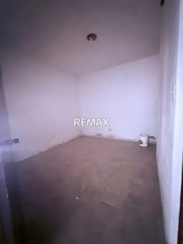 CASA EN VENTA - 8