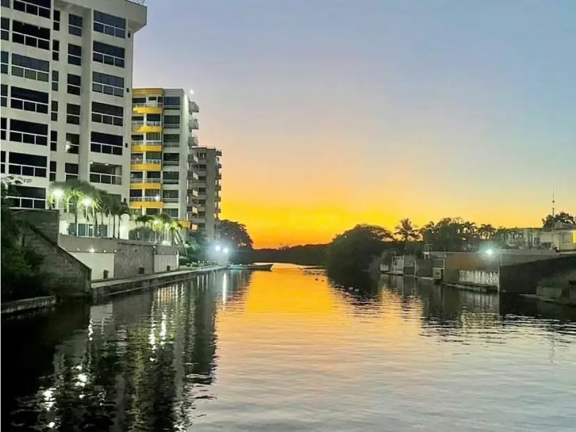 APARTAMENTO EN VENTA PUERTO ENCANTADO HIGUEROTE 2H/2B/1P/1M (YG)