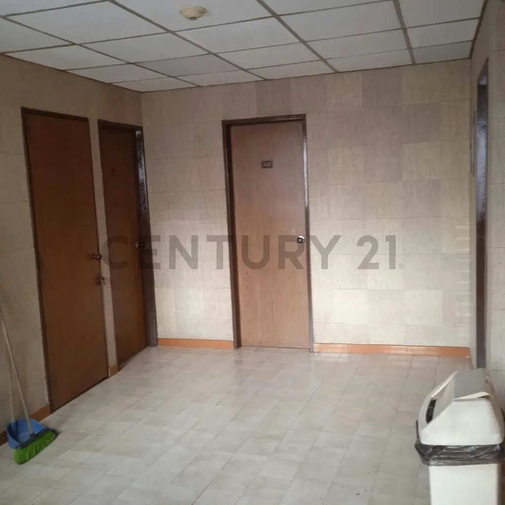 Casa Comercial en Venta Centro de Caracas - 16