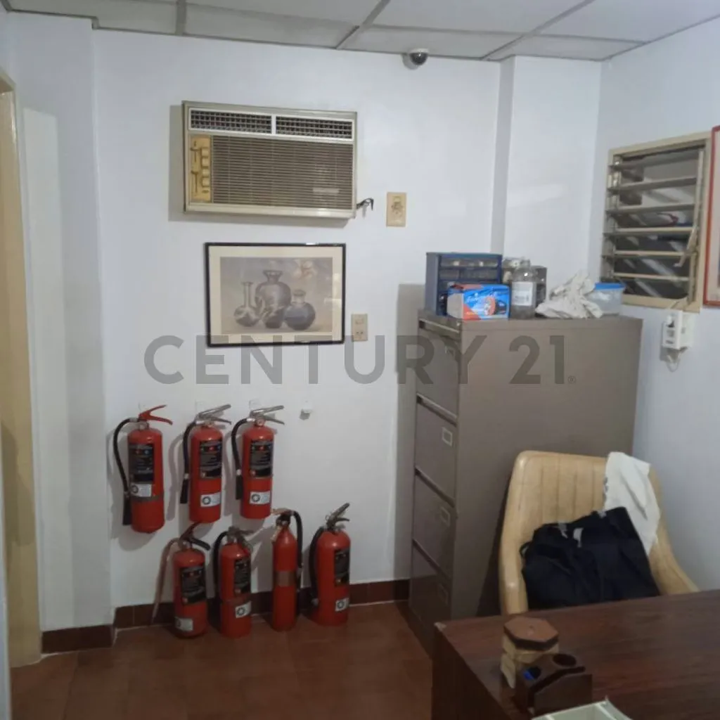 Casa Comercial en Venta Centro de Caracas - 26
