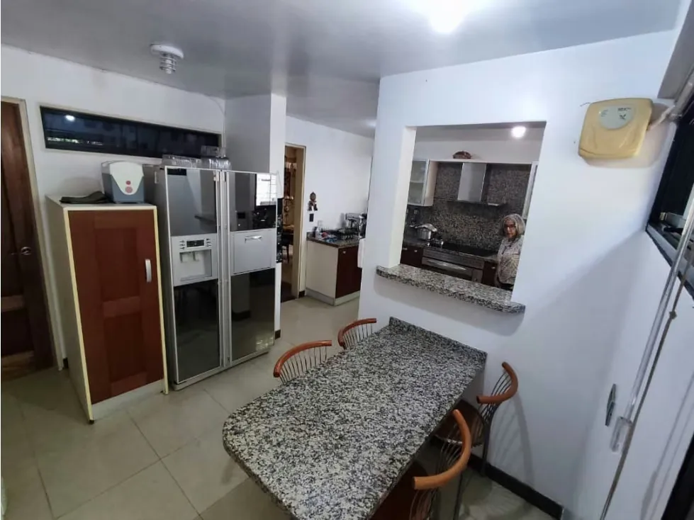 Alto Prado VENDO casa 350m2 Remodelada calle cerrada vista Ávila(mogo) - 8